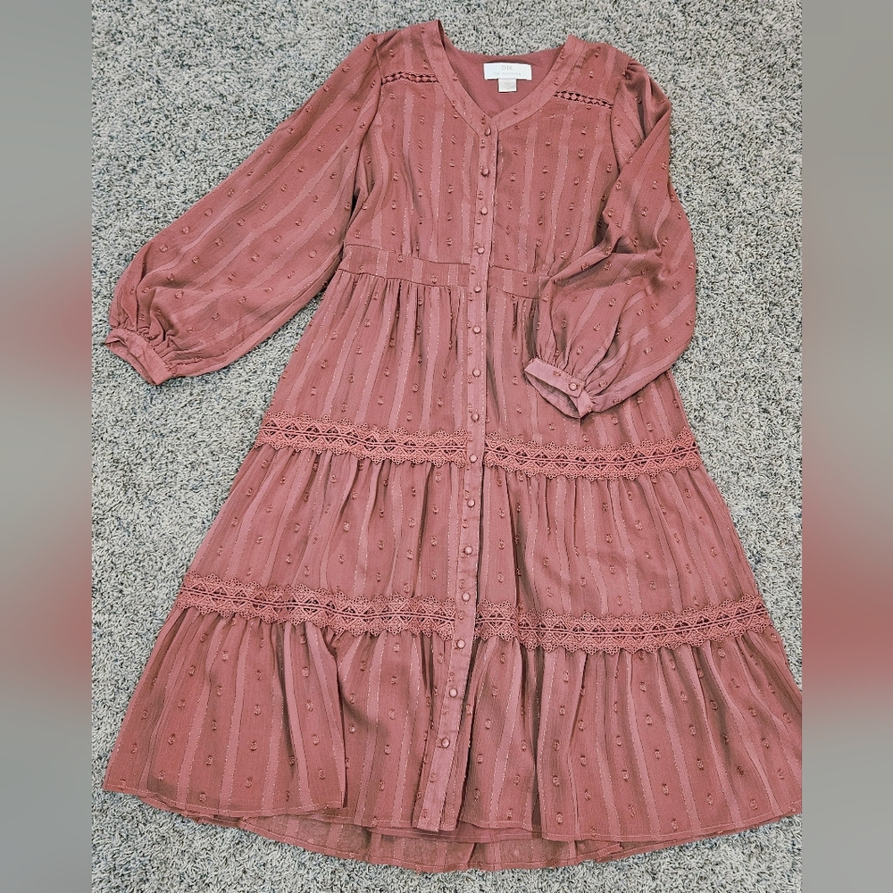 Elegant Long Sleeve Lace Dress in Mauve